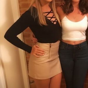 Black criss cross crop top